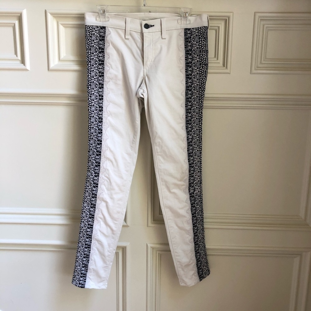 ✨SALE✨ Rag & Bone Black and White Jeans